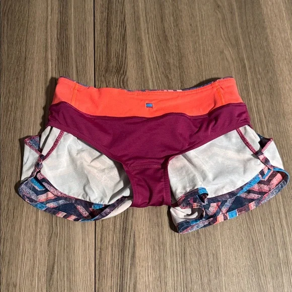 Ivivva by Lululemon Girls Size 12 Running Shorts Colorful Print Zip Pocket - Picture 3 of 12